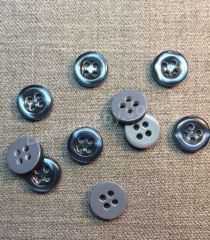 Гудзики сорочкові