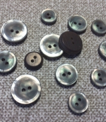 Гудзики прошивні 220